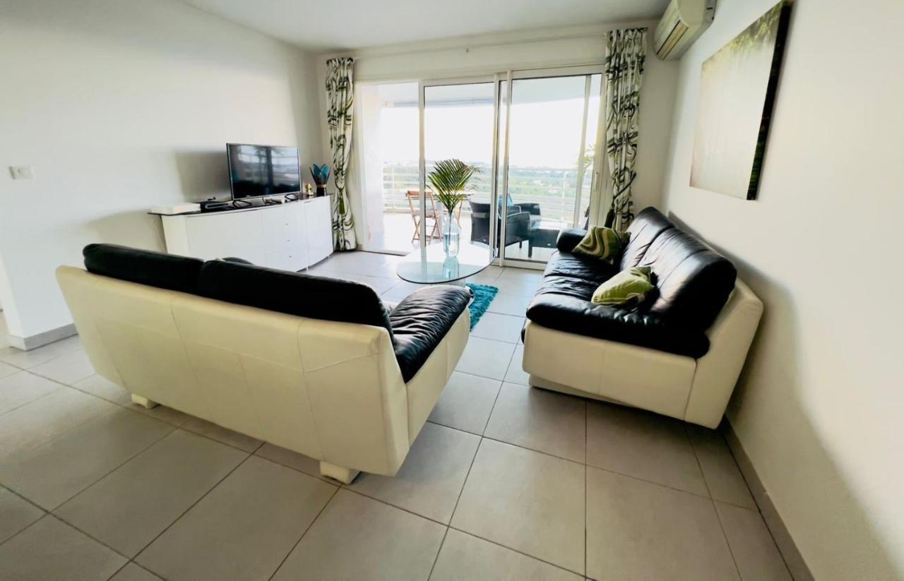 Appartement De Standing Vue Mer Schoelcher Esterno foto